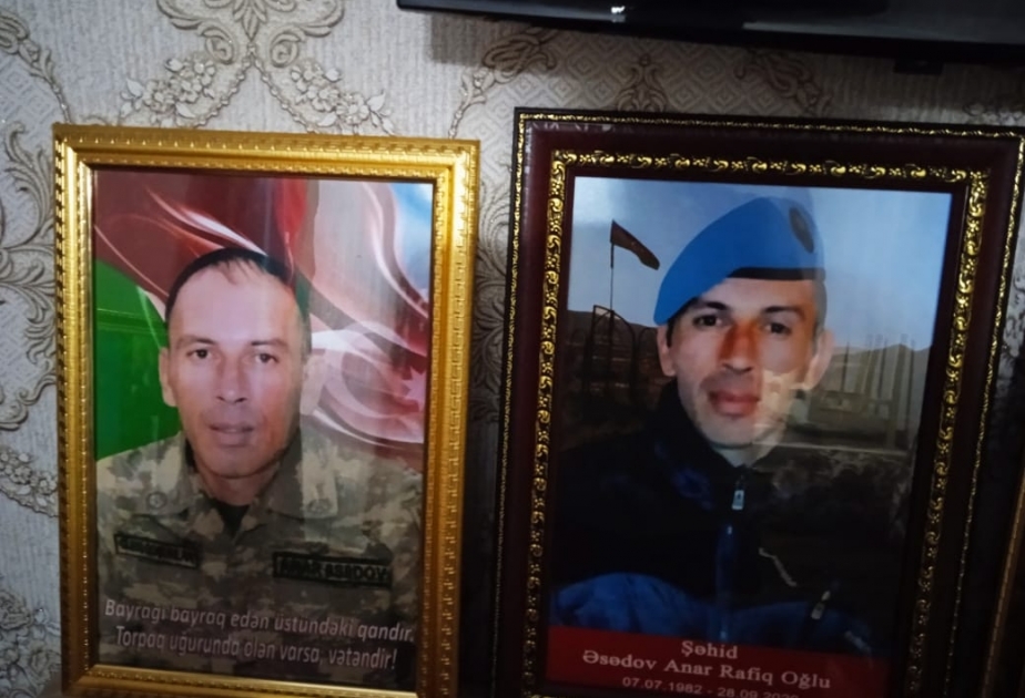 Yaralı döyüş yoldaşlarını xilas edərkən şəhid olan Anar Əsədovun qəhrəmanlığı