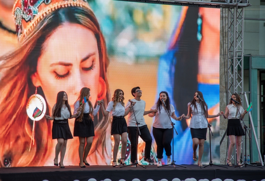 ADA Məktəbində "Məzun günü" keçirilib
