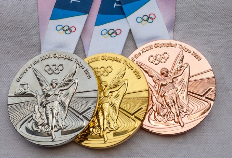 Tokio Olimpiadası üçün medallar emal edilmiş məişət elektronikasından hazırlanıb