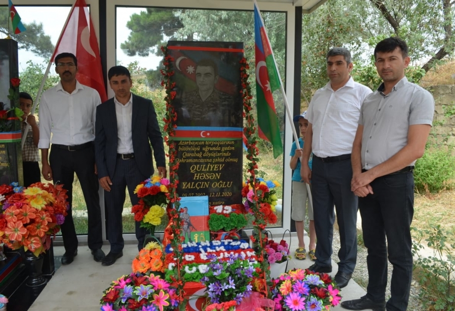 Şəhidin ad günü məzarı başında qeyd edilib