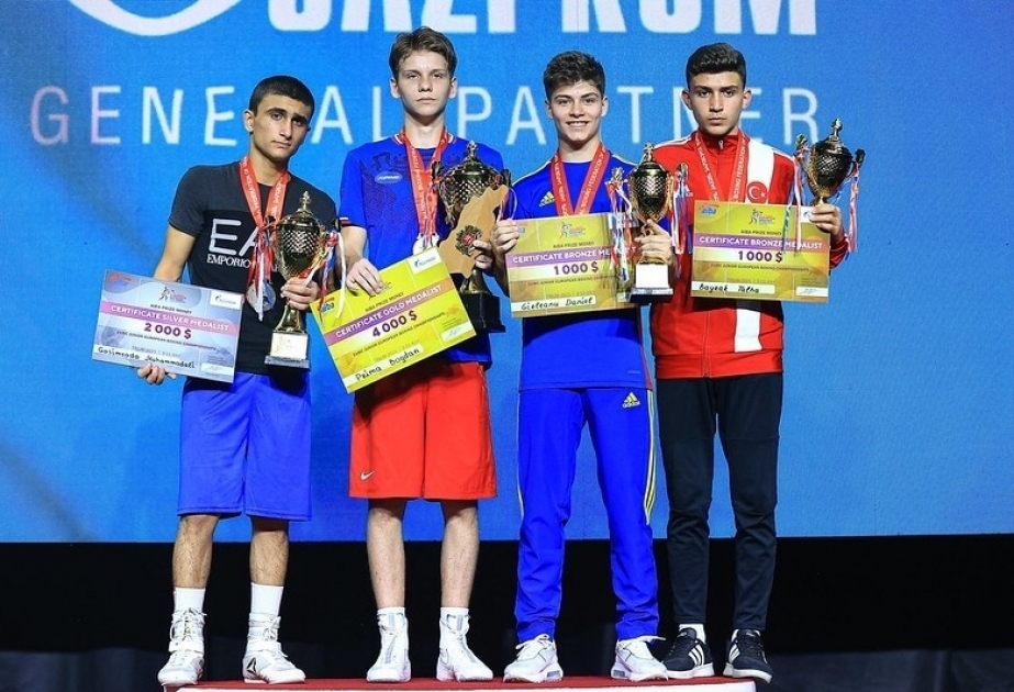 Boxeador azerbaiyano gana la medalla de plata en el Campeonato Europeo