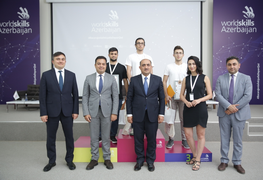 “Təhsilin rəqəmsallaşması: perspektivdə nə var?” mövzusunda panel müzakirə keçirilib