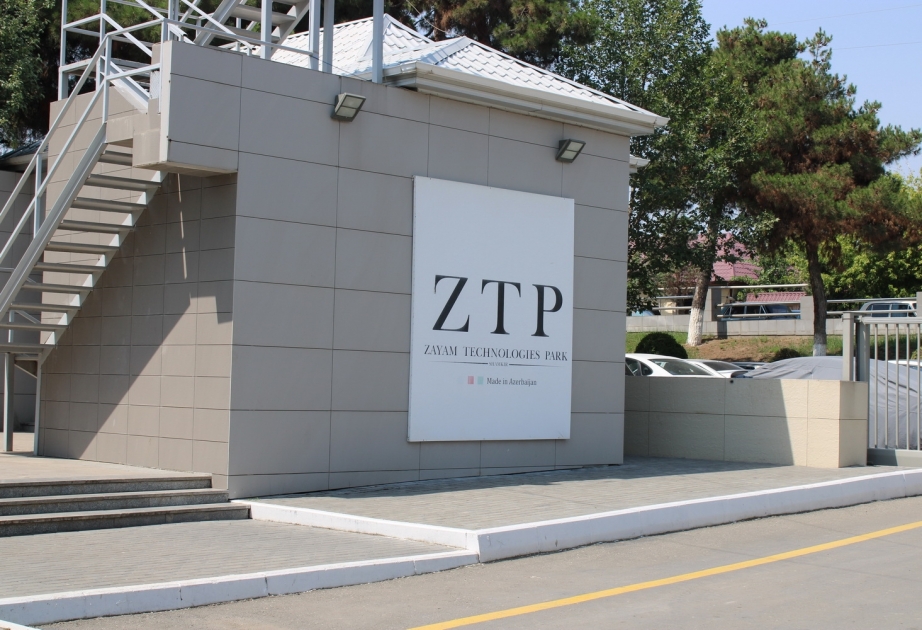 MDU-nun bir qrup əməkdaşı Zəyəm Texnologiyalar Parkını ziyarət edib
