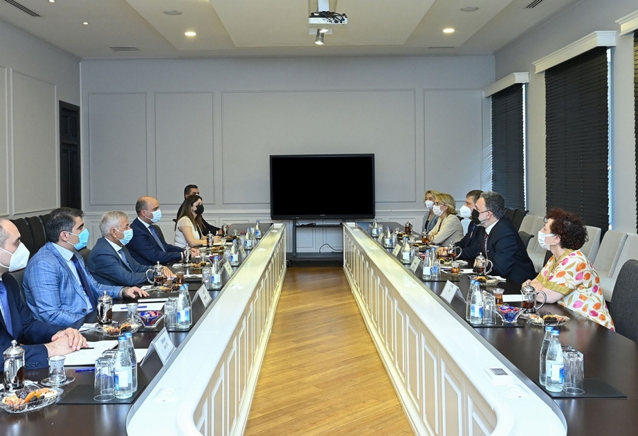Une délégation turque reçue au ministère azerbaïdjanais de l’Education