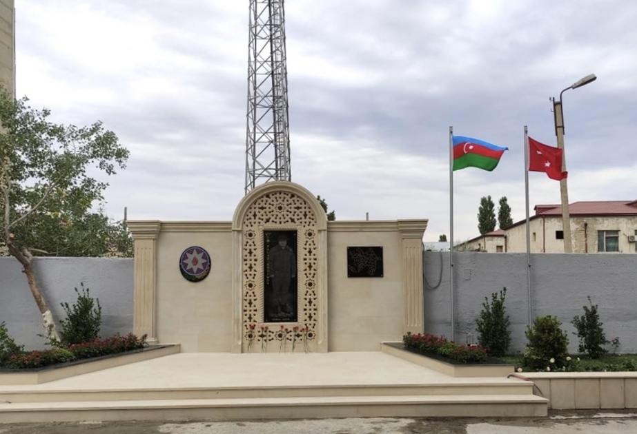 Sumqayıtlılar Milli Qəhrəman Polad Həşimovun xatirəsini ehtiramla anırlar
