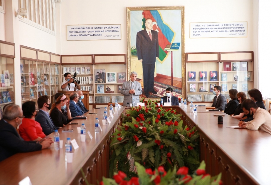 Pedaqoji Universitet və Sosial Xidmətlər Agentliyi arasında əməkdaşlıq memorandumu imzalanıb