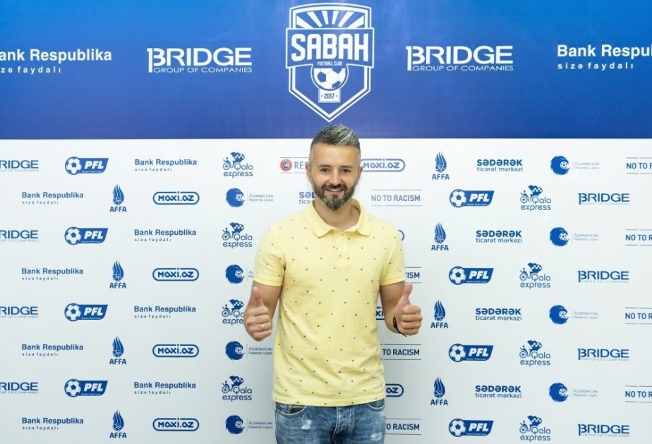 Le club de foot Sabah signe un contrat avec un nouvel entraîneur