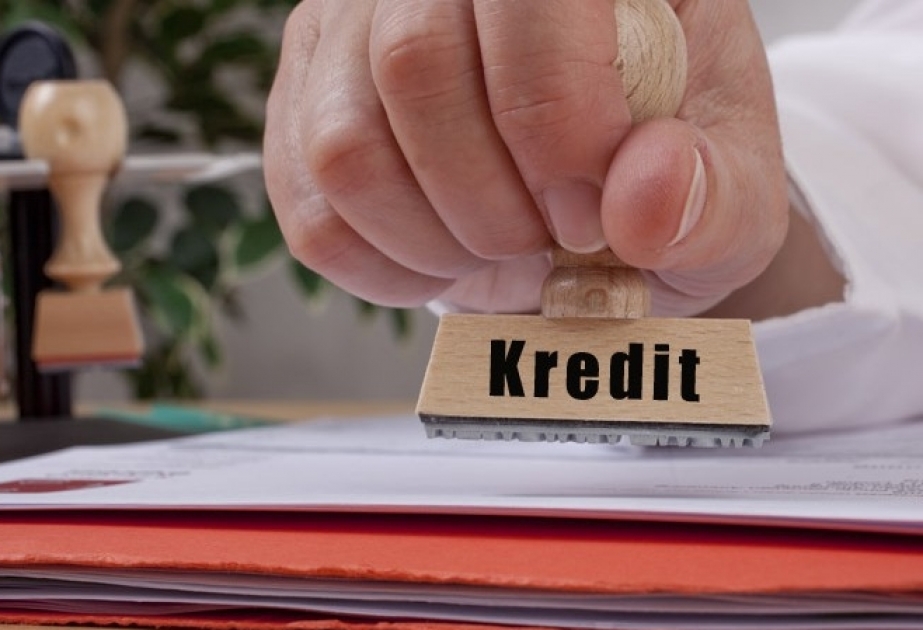 Kreditlərin 97,5 faizi banklar tərəfindən verilib