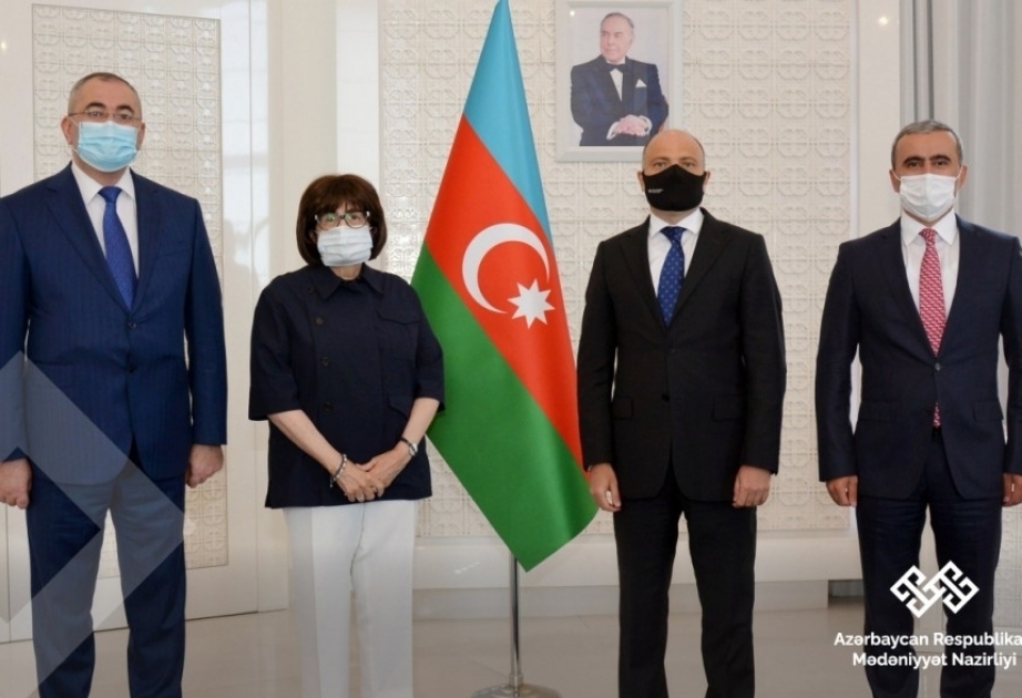 El Ministerio de Cultura y la UNESCO discuten sobre el patrimonio cultural de Azerbaiyán