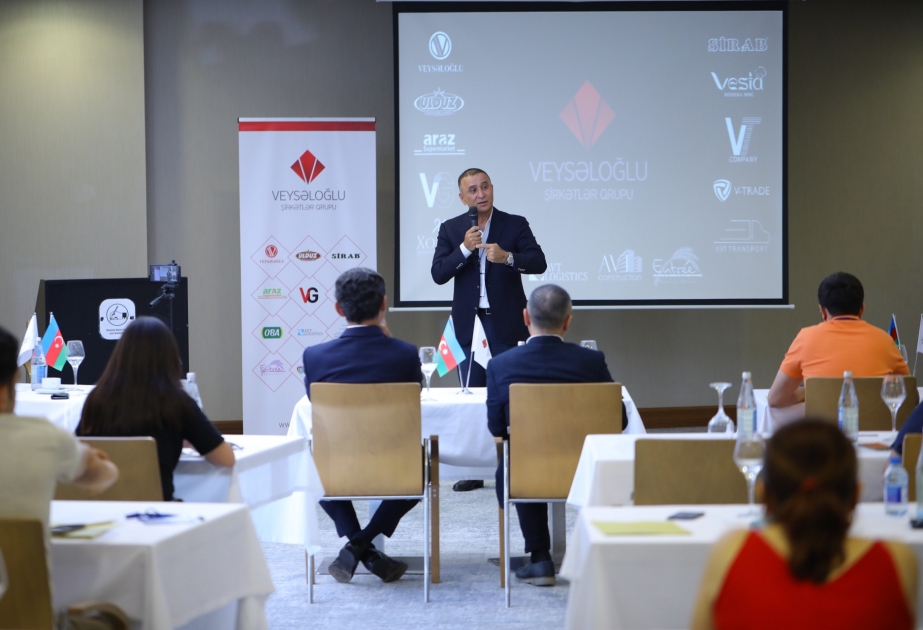 ®  Veysəloğlu Şirkətlər Qrupu “Rəqəmsal dünyada medianın rolu” mövzusunda seminar təşkil edib