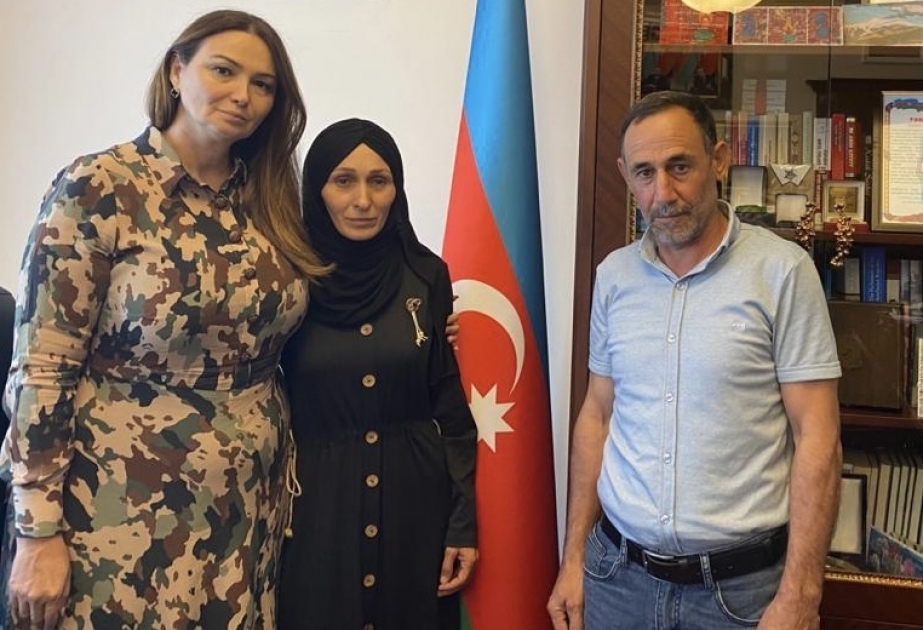 Milli Məclisin Mədəniyyət komitəsinin sədri şəhid Rəvan Məmmədovun valideynləri ilə görüşüb