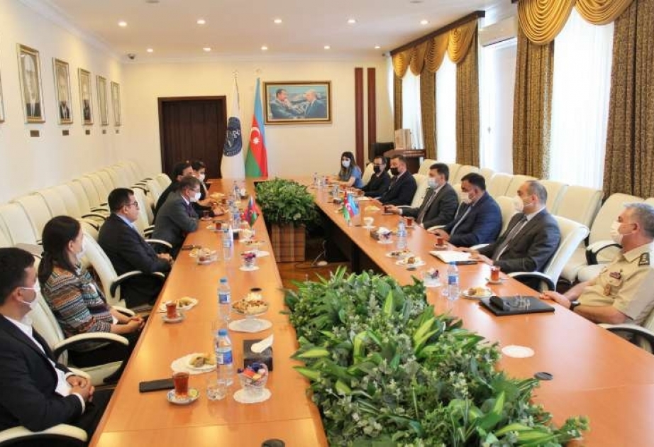 Gəray Gəraybəyli: Tibb Universitetinin məzunları Vətən müharibəsində böyük fədakarlıq və peşəkarlıq nümayiş etdiriblər