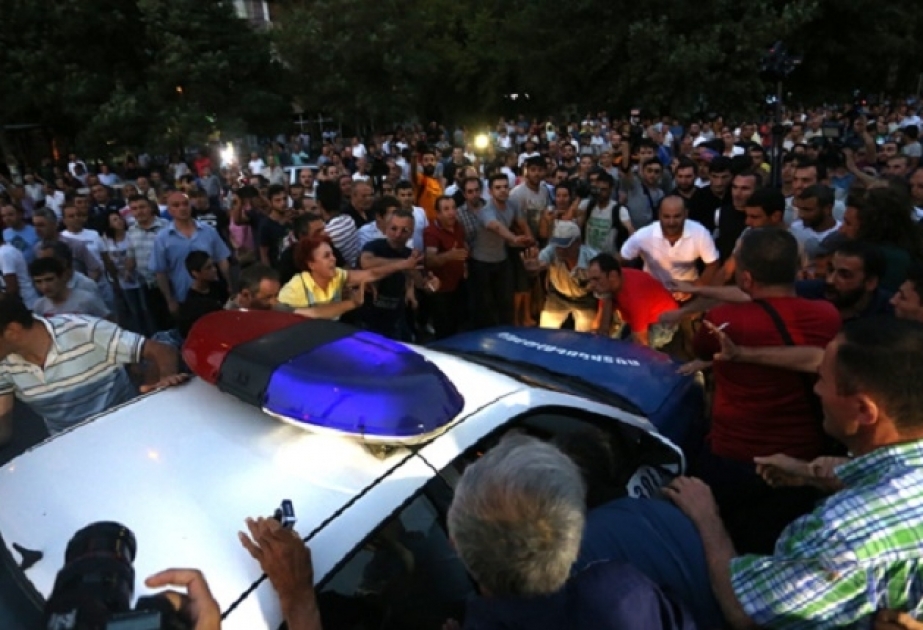 Yerevan küçələrində atəş səsləri