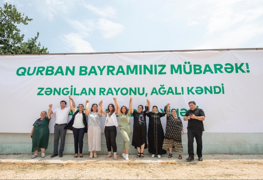 Zəngilanın Ağalı kənd sakinləri kəndlərində aparılan işlərlə tanış olub, öz yurdlarında qurban kəsiblər VİDEO