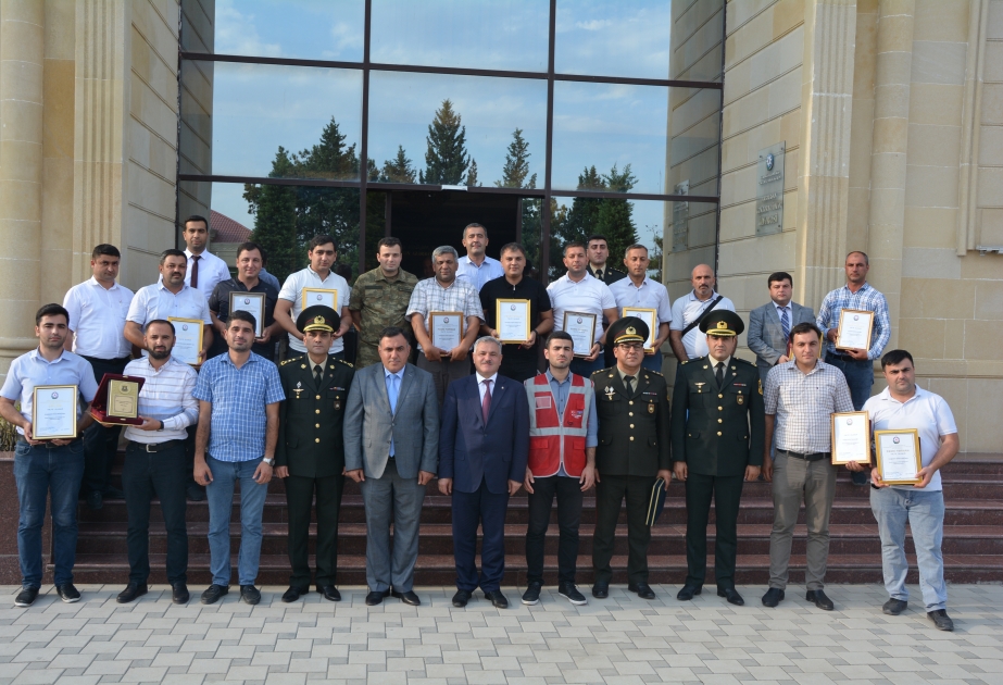 Media nümayəndələrinin bir qrupu hərbi vətənpərvərlik təbliğatında xidmətlərinə görə təltif edilib VİDEO
