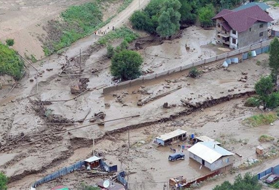 Tacikistanda sel və daşqınlar 12 nəfərin həyatına son qoyub
