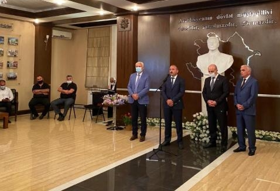 Milli mətbuatımızın 146 illiyi münasibətilə Nəsimi rayonunda mətbuat işçiləri ilə görüş keçirilib