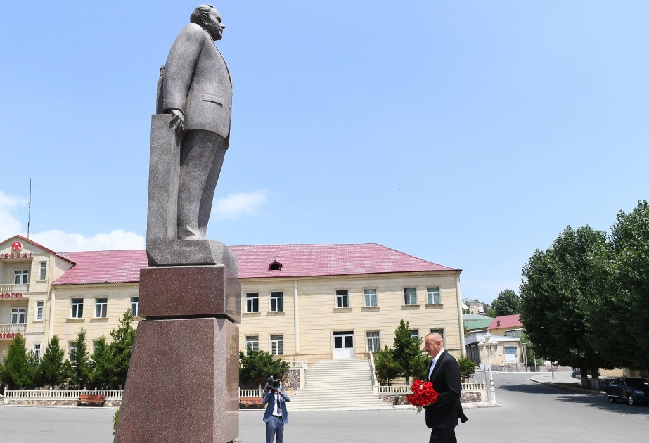President Ilham Aliyev arrived in Dashkasan district for visit  The head of state visited statue of national leader Heydar Aliyev VIDEO