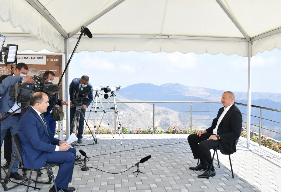 Azərbaycan Prezidenti: 25 min insan üçün status yaratmaq hansı məntiqə sığır?