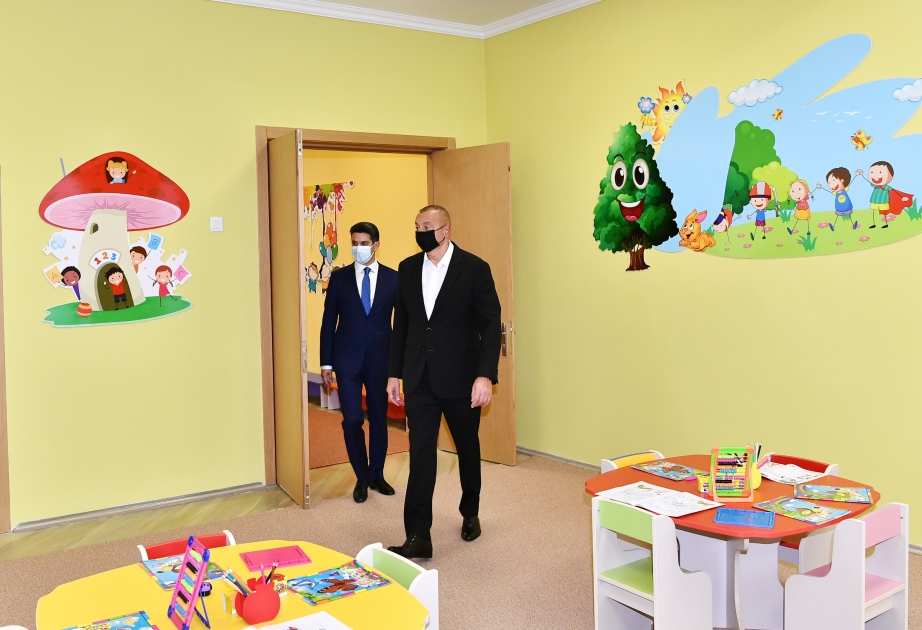 El presidente de Azerbaiyán inauguró un orfanato-guardería de 200 plazas en la ciudad de Naftalan