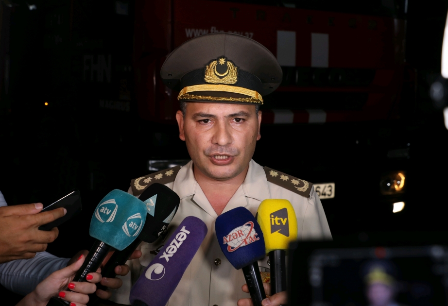 Vətəndaşların nəqliyyat vasitələri yanğınsöndürmə texnikalarının keçidinə mane olur