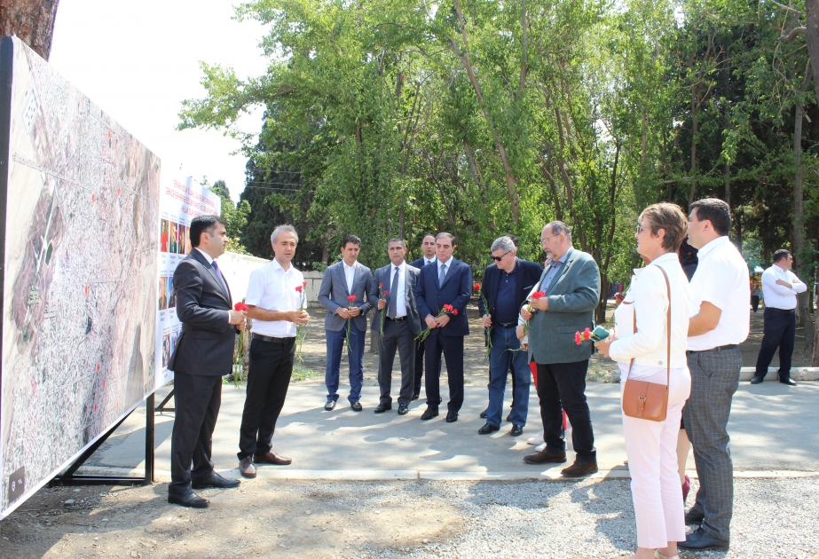 Una delegación de la Asamblea Nacional francesa se familiariza con los crímenes de guerra cometidos por los armenios en Ganja