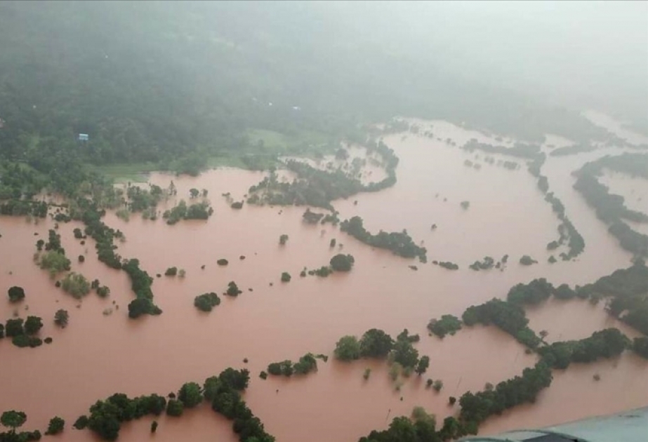 Víctimas mortales aumentan a 50 después de las fuertes lluvias que azotaron el oeste de India