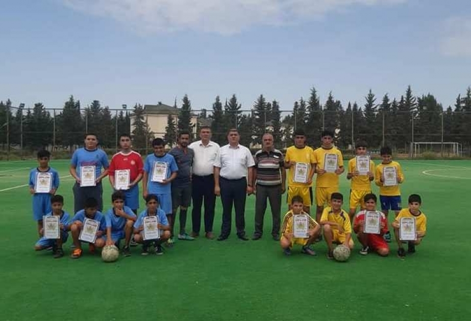 Kürdəmirdə yeniyetmələr arasında mini futbol üzrə rayon turniri keçirilib