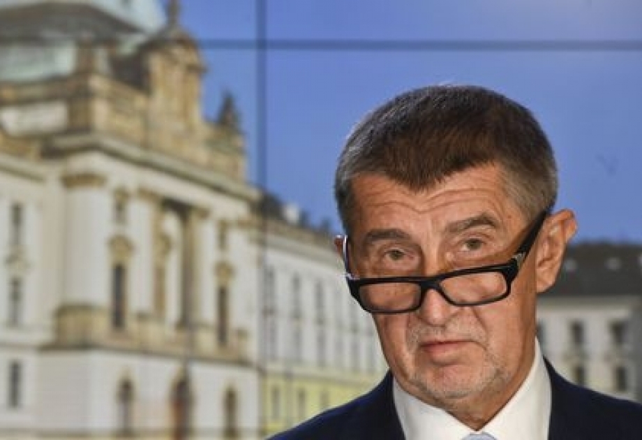 Суд освободил чешского премьера от обязанности принести извинения скандально известной организации