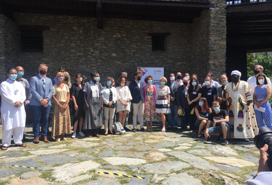 Azərbaycanlı rəssamın əsərləri “ArtCamp Andorra” layihəsi çərçivəsində UNESCO-da nümayiş olunub