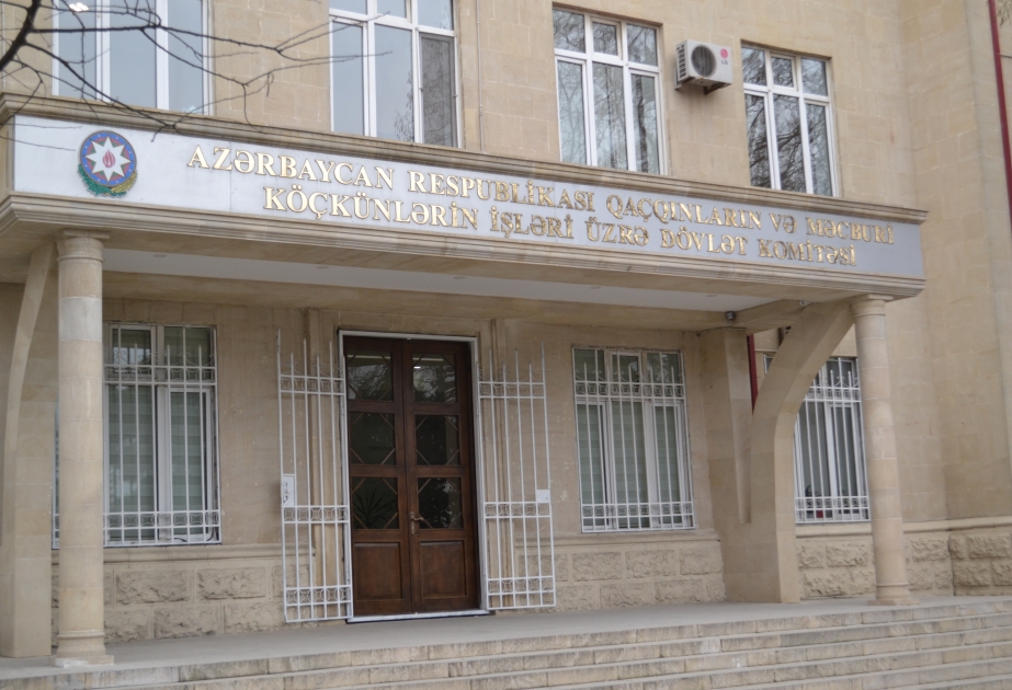 Fransalı jurnalistlər ölkəmizdə qaçqın və məcburi köçkünlərin problemlərinin həlli istiqamətində görülən işlər barədə məlumatlandırılıb