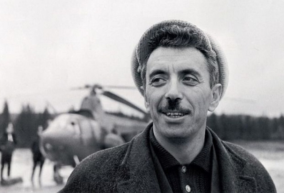 Se inaugura una exposición fotográfica dedicada al 90º aniversario de Farman Salmanov en Rusia