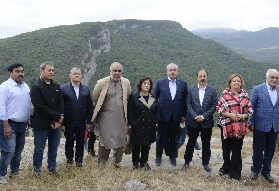 Azərbaycan, Türkiyə və Pakistan parlamentlərinin sədrləri Şuşada Cıdır düzündə olublar