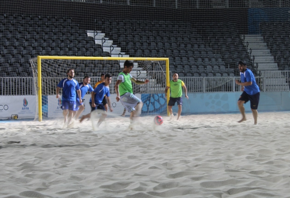 “Davam”ın təşkilatçılığı ilə gənclərin ilk çimərlik futbolu kuboku keçirilib