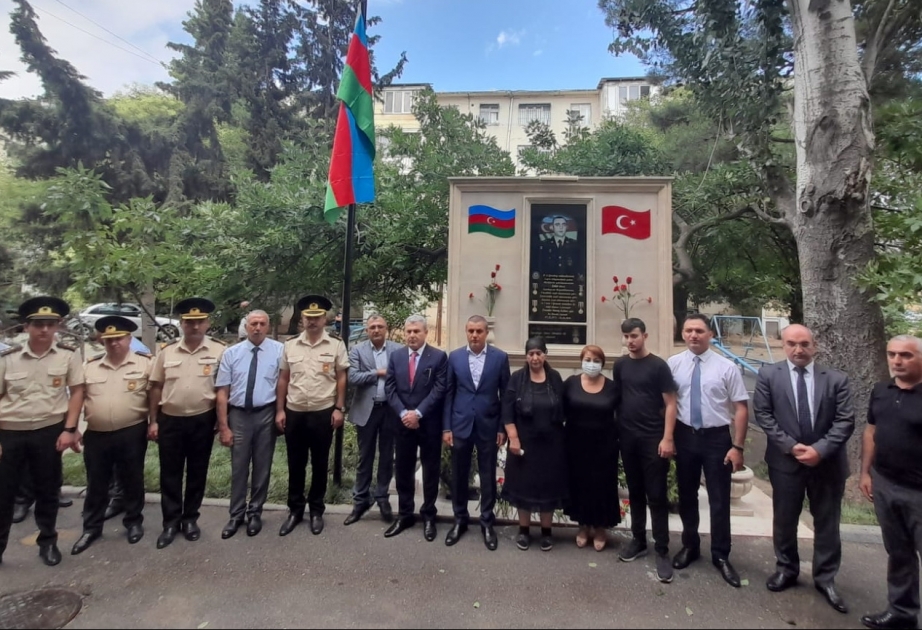 Şəhid leytenant Namiq Cavadovun barelyefinin açılışı olub