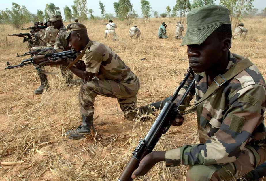 Nigerdə silahlılar 18 hərbçini öldürüb