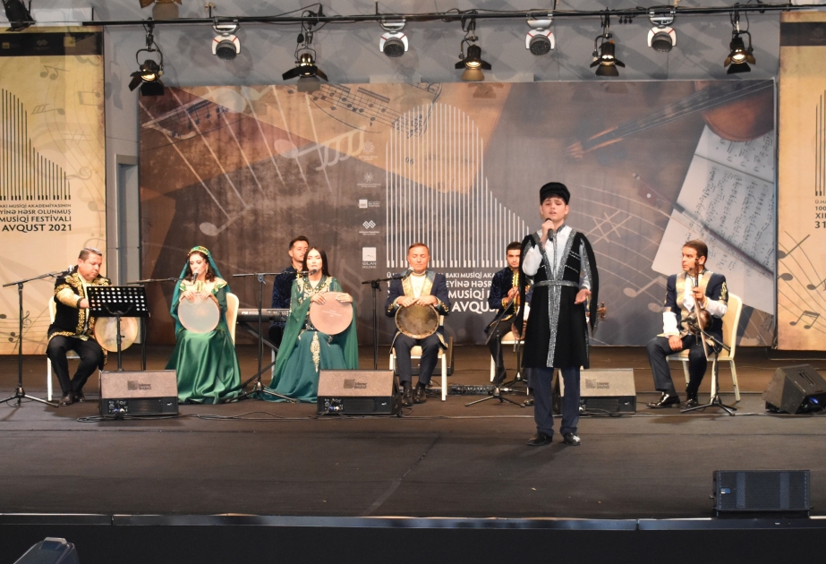 Azərbaycanın tanınmış muğam ifaçıları Qəbələ festivalının tamaşaçılarına unudulmaz anlar yaşadıblar VİDEO