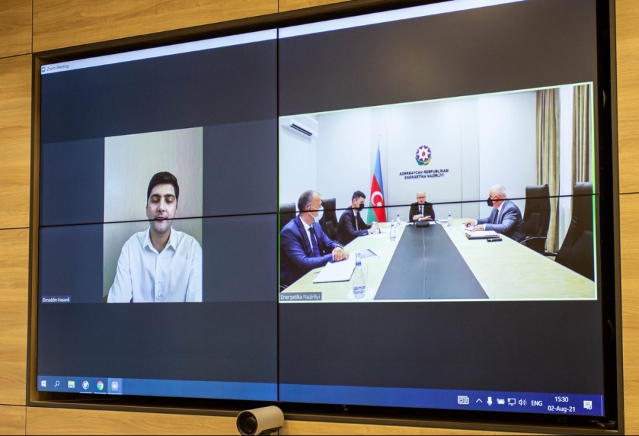 Energetika naziri videoformatda vətəndaşları qəbul edib