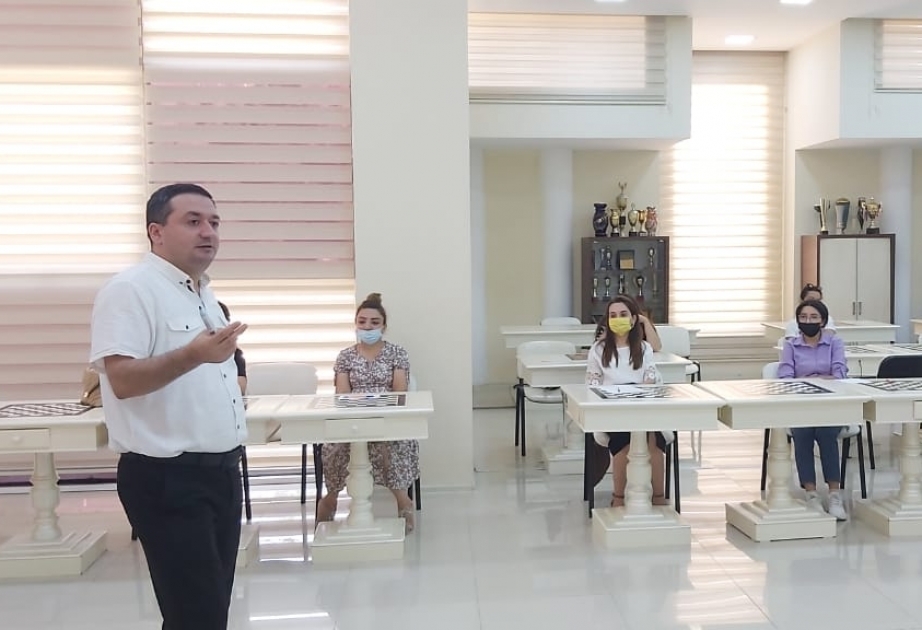 Sumqayıtda “Gənc ailələrin büdcə modeli” mövzusunda təlim keçirilib