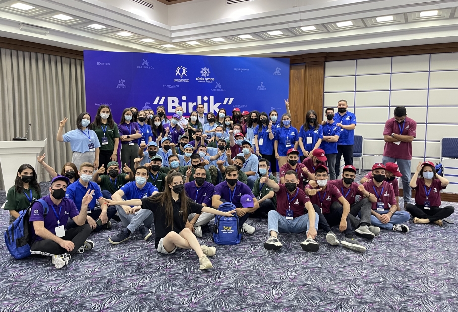 Dövlət Vergi Xidmətinin Tədris Mərkəzində “Birlik” Qarabağ gənclərinin həmrəylik düşərgəsi təşkil olunub