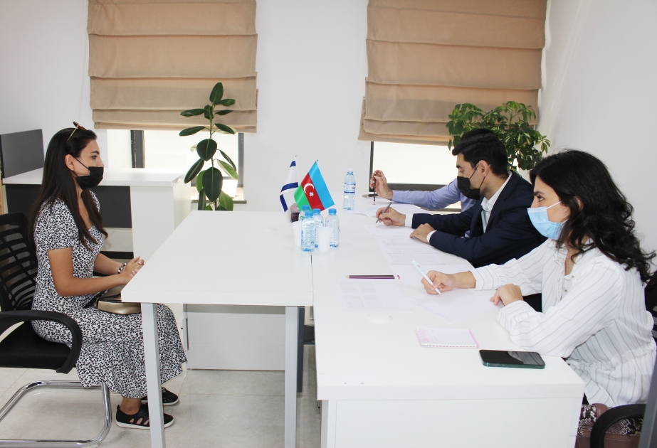 ADNSU-da informasiya texnologiyaları kurslarının seçim mərhələsi başlanıb