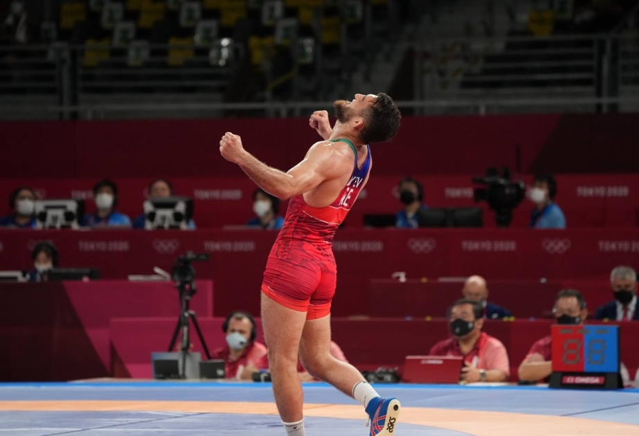 Sərbəst güləşçimiz Hacı Əliyev Tokio Olimpiadasının finalına yüksəlib