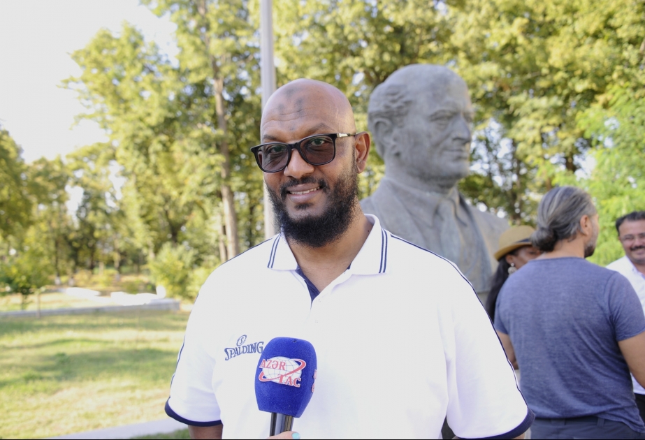 Sami-al Hajj: Şəhidlərin qanı ilə suvarılan bu torpaqlar xarıbülbüllərin gözəl ətri ilə nəfəs alacaq