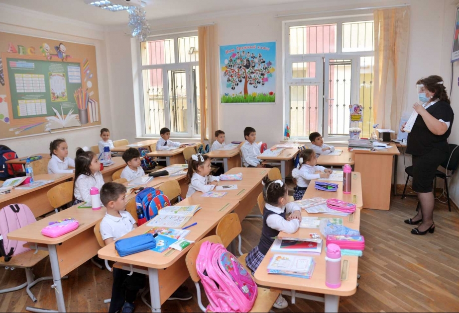 Bu gün şagirdlərin elektron yerdəyişməsi prosesinə başlanılır