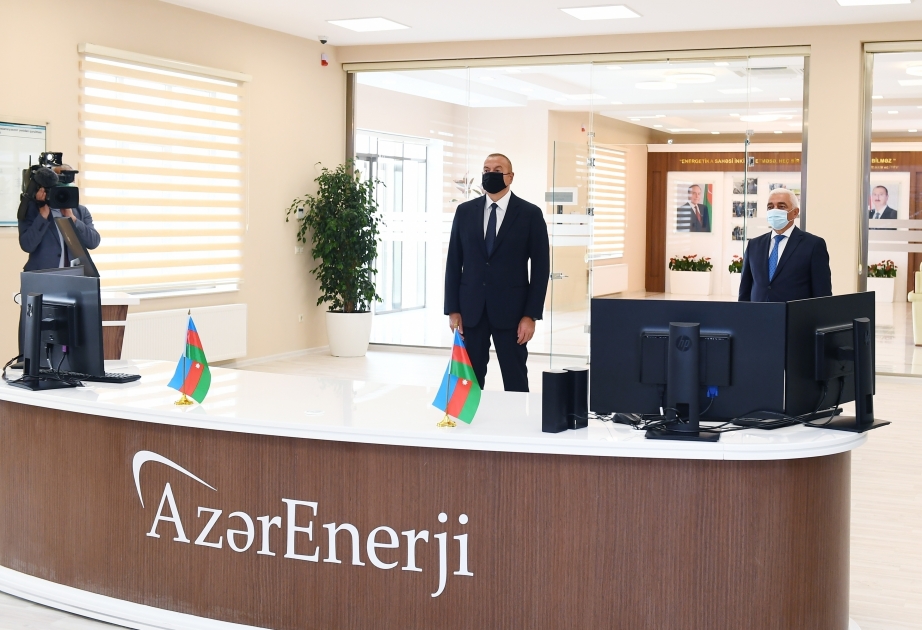 Le président Ilham Aliyev inaugure une sous-station électrique entièrement rénovée dans l’Abchéron VIDEO