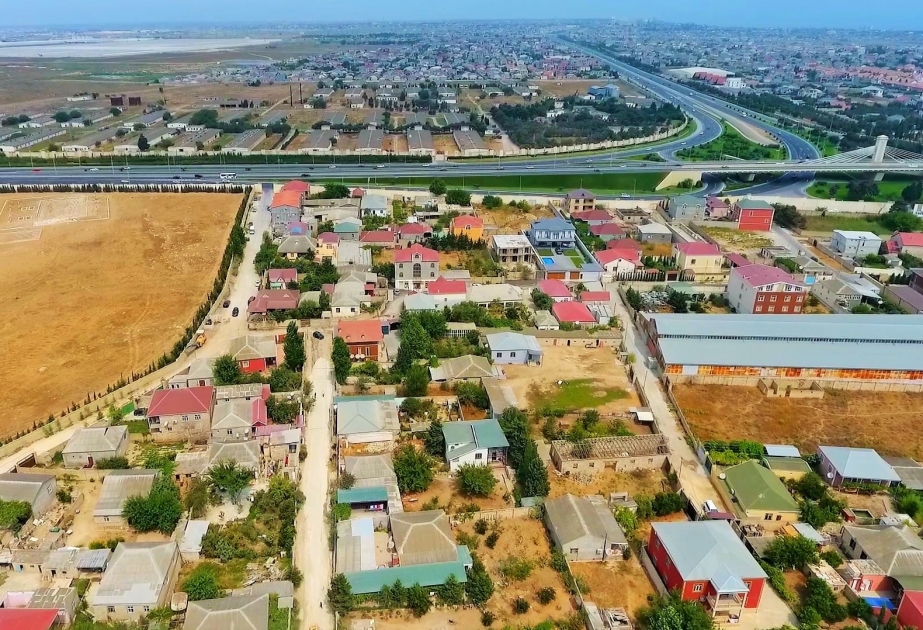 Xəzər rayonunda küçə və yolların təmiri işləri davam etdirilir VİDEO