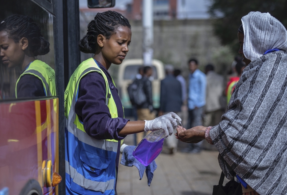 Afrikada COVID-19-a yoluxanların sayı 7 milyonu ötüb