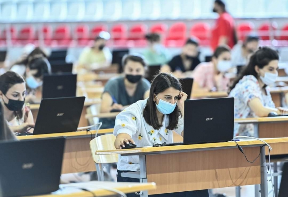Müəllimlərin işə qəbulu müsabiqəsində vakansiya seçiminin nəticələri şəxsi səhifələrə göndərilib