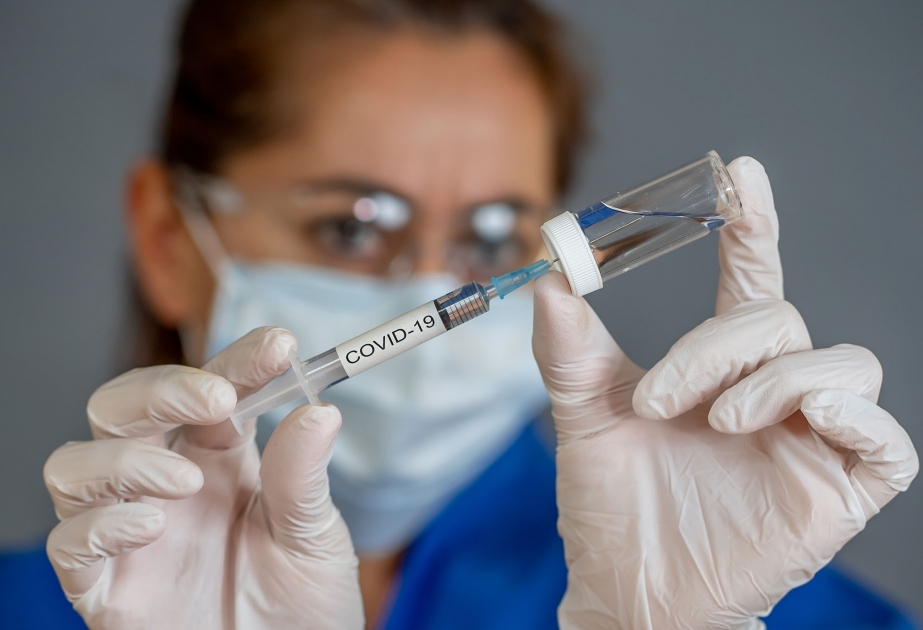 Vaccination anti-Covid: environ 5 milliards de doses administrées dans le monde