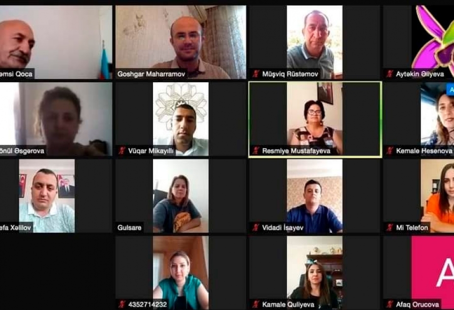 Təhsil Nazirliyi: Məktəbdə liderliyin inkişafı təliminə start verilib